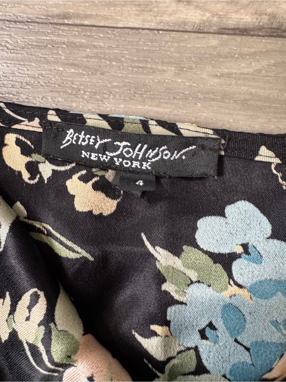 Vintage Betsy Johnson Side Ruffle Floral Asymmetric Midi Skirt Made in USA Sz 4 - Picture 6 of 10